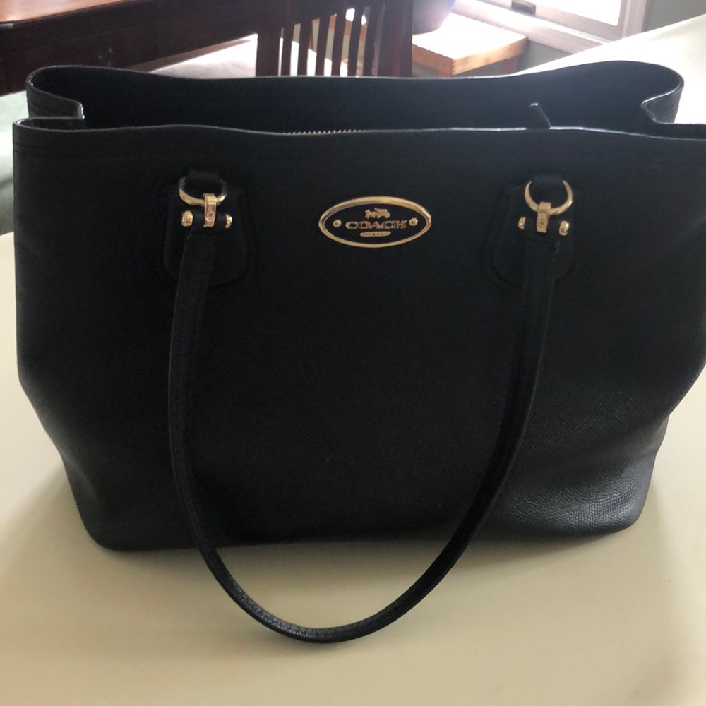 Gently used coach handbag